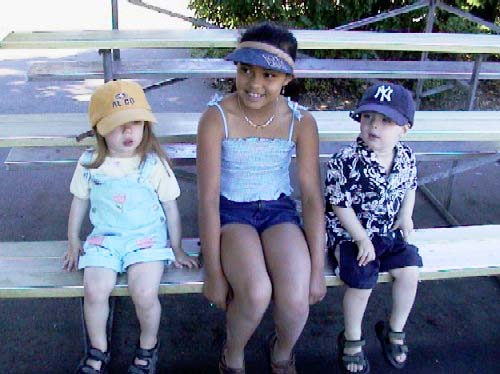 Zoo Maddy, Alena, Brock 02