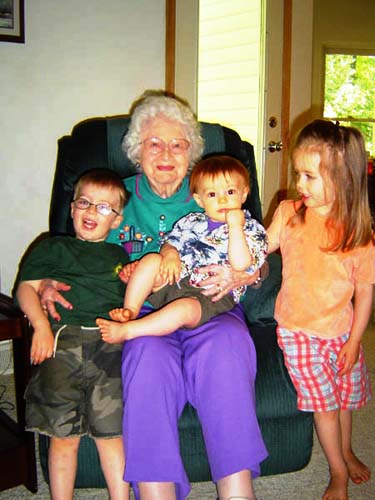 G-Pod, Great Grandma 01