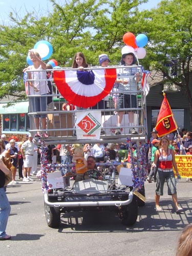 Kingston Parade 06