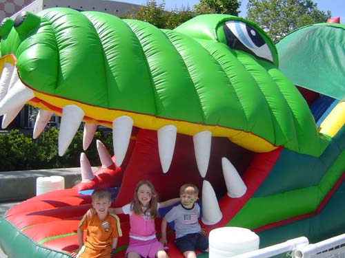 Animal Planet G-Pod 02