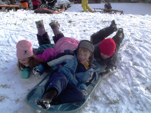 Sledding G-Pod 01