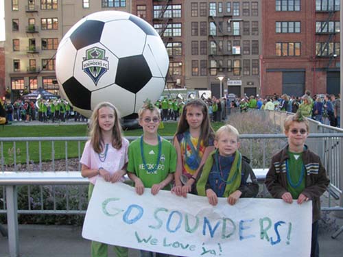 Sounders G-Pod, Nathaniel, Sadie