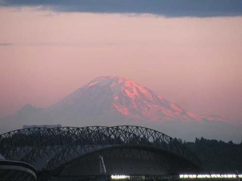 Mt. Rainier From Seattle Great Wheel
