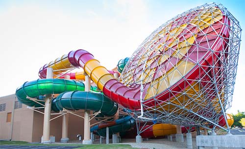 Howlin Tornado Waterslide