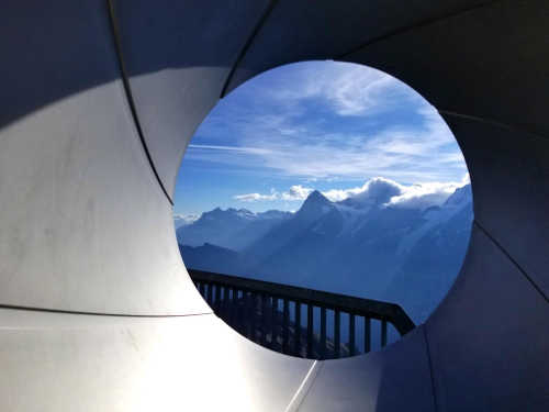 Papa 007 on Schilthorn 03