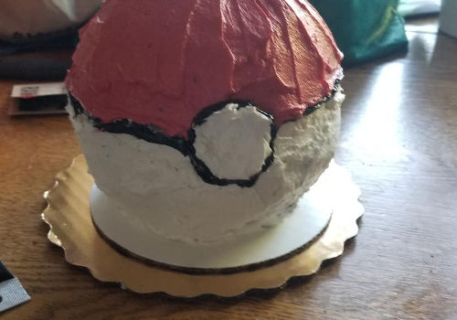 Dane Birthday Party 02 Pokeball Cake