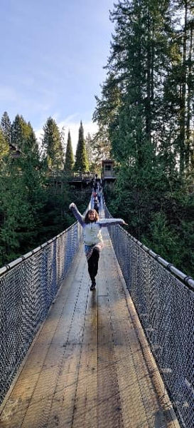 Capilano Bridge Park Mom 01