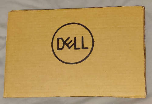 Cardboard Laptop Dane 01