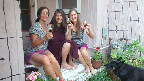 Tres Gringas Kim Lisa Paula 01