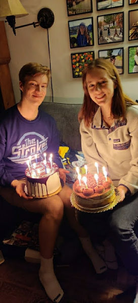 Maddy and Brock Cake 02