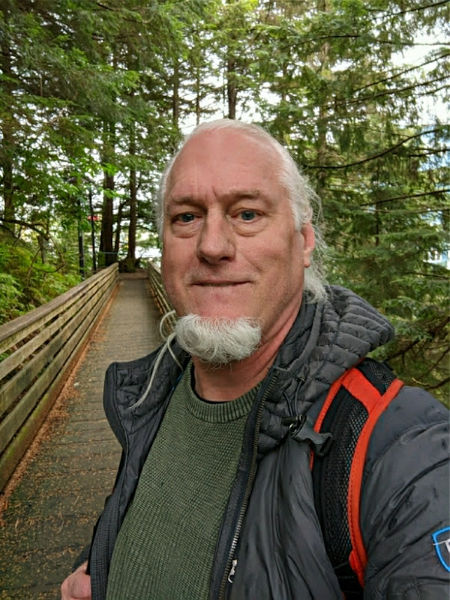 Juneau 64 Ketchikan Creek Street Papa