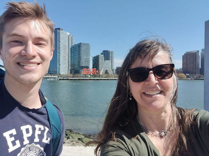 NYC LIC View Brock Mom