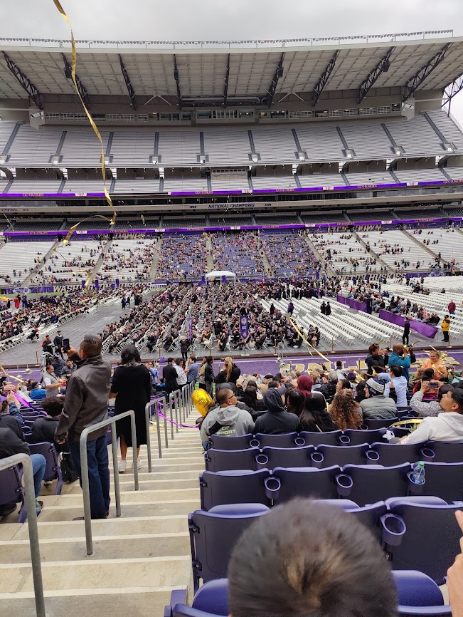 UW Graduation 01