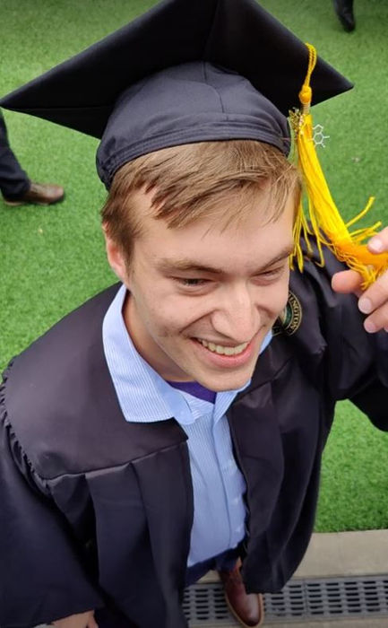 UW Graduation Brock 01