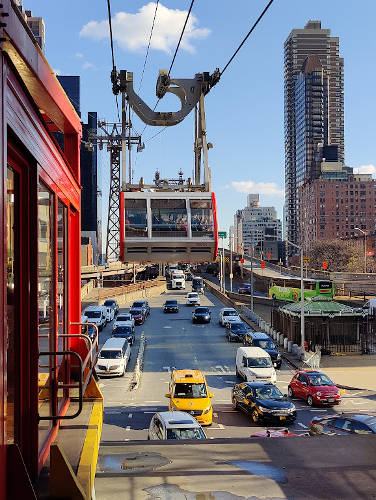 Roosevelt Island Tram 01