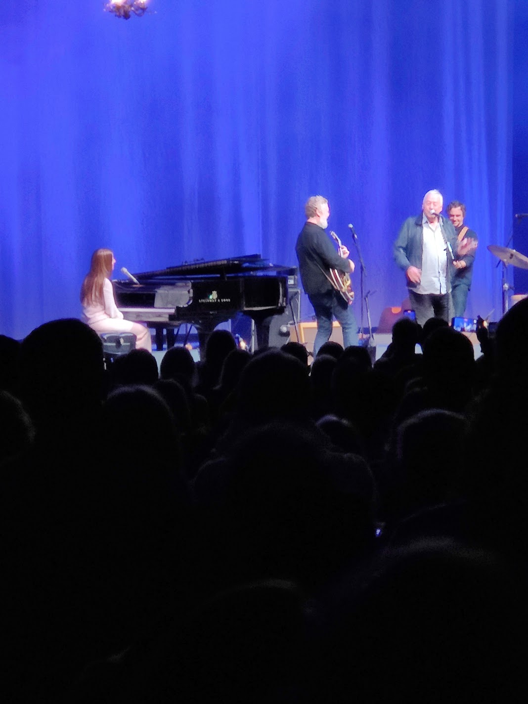 Swell Season 02 Frankie