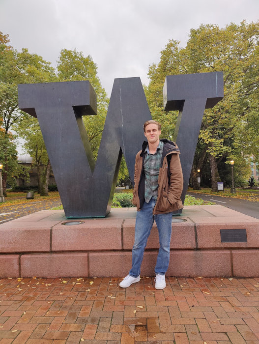 UW 1st Day School Dane 01