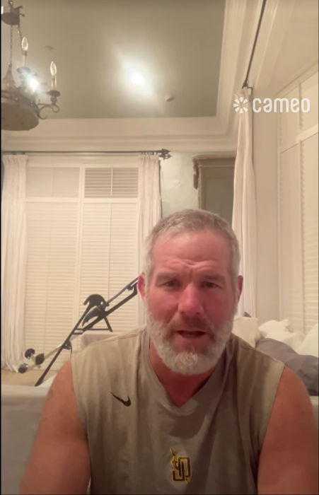 Favre Cameo for Estelle