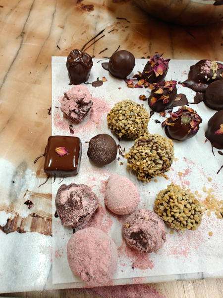 Raaka Truffle Class 09