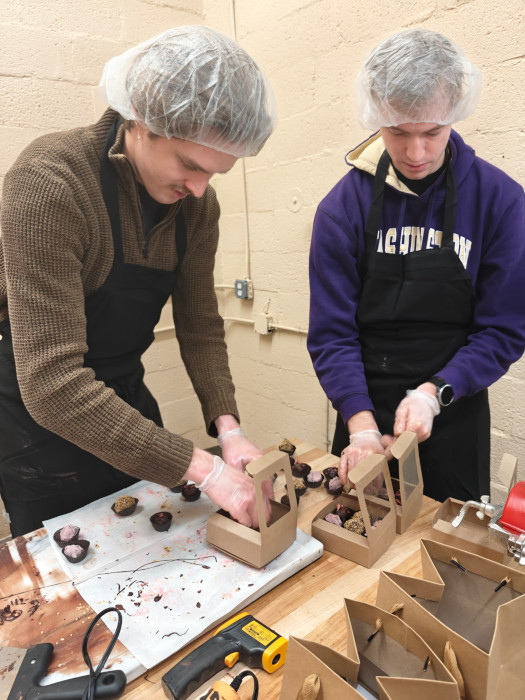 Raaka Truffle Class 10