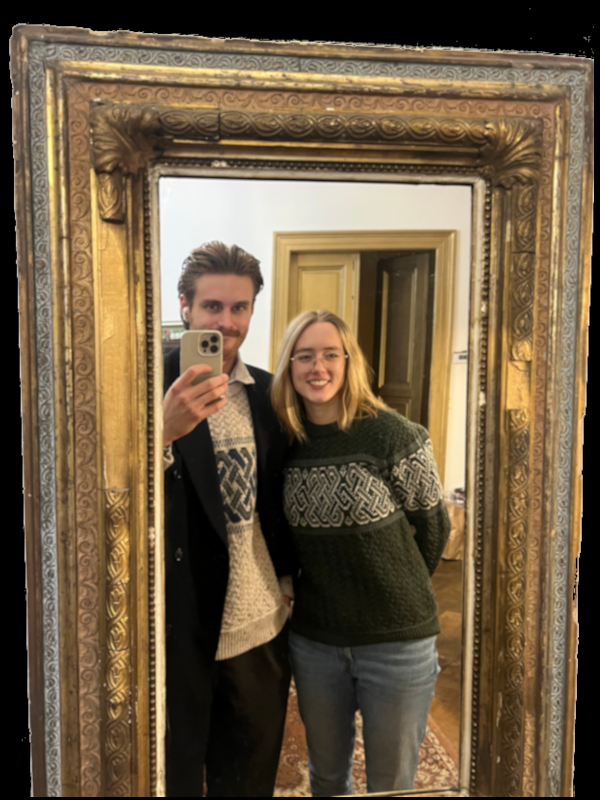 Prague Mirror Dane Maddy