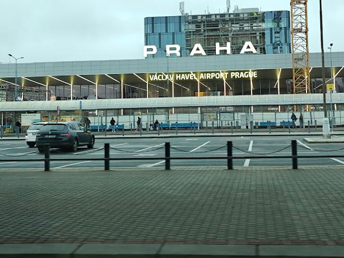Prague 84315 Airport 09-Dec-2024