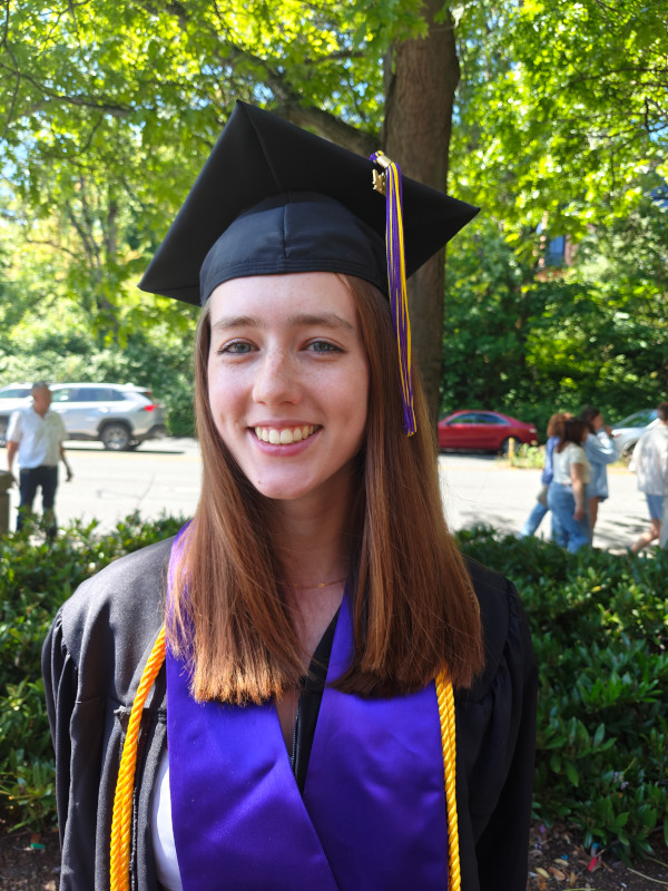 UW Grad Maddy 02
