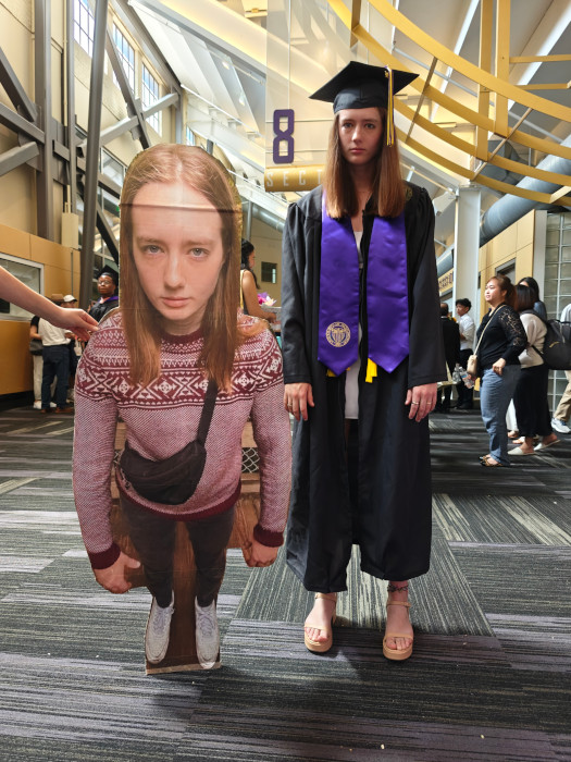 UW Grad Maddy Bighead Friends 03