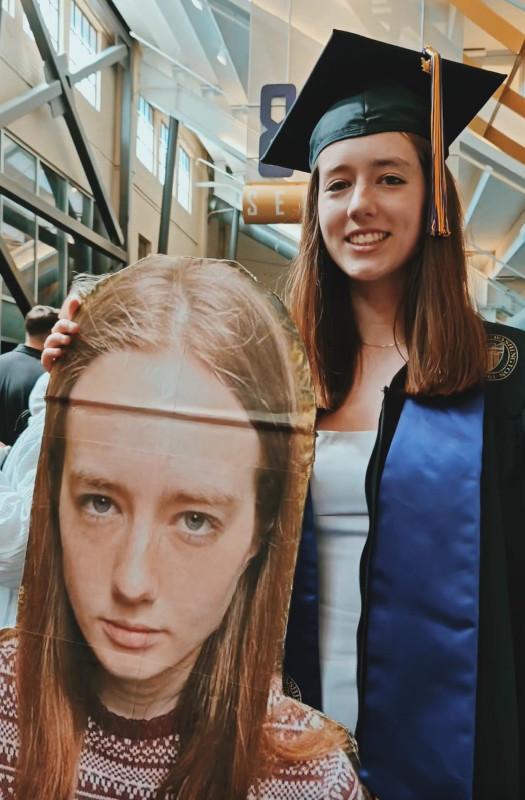 UW Grad Maddy Bighead Friends 04