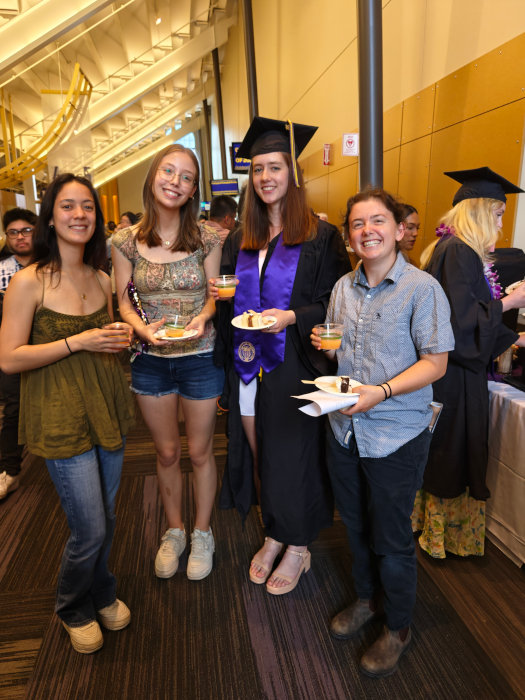 UW Grad Maddy Friends 01