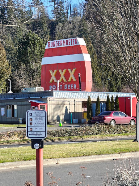 Mt Adams Shoeshoeing Maddy 01