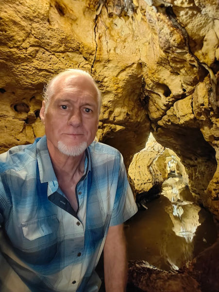 Cave of the Mounds Papa